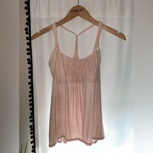 Lululemon no limits tank top light pink women’s 4 built in bra sheer tank Lulu